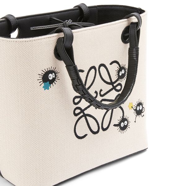 ロエベ×スタジオジブリ ススワタリ アナグラムトート 偽物 スモール (ジャカード&カーフ)A717S72X16